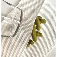 砕くかりんとうの画像